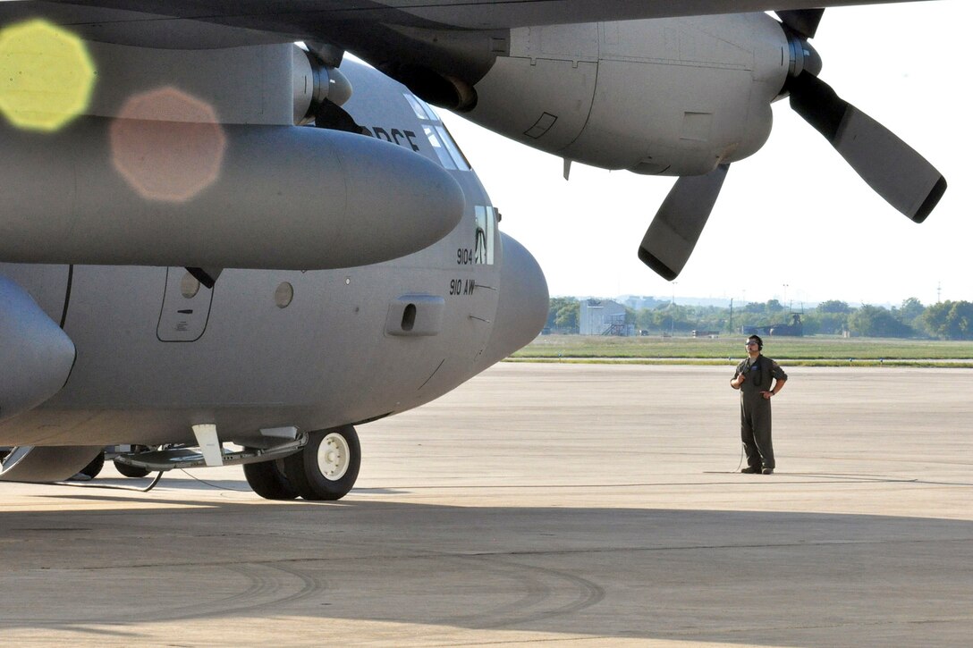 910th launches mission against mosquitos in Harvey's wake