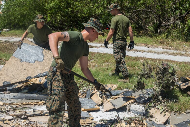 U.S. mMarines with Battalion Landing Team 2nd Battalion, 6th Marine Regiment, 26th Marine Expeditionary Unit (MEU), conducted cleanup operations in the streets of Key West, Fla., Sept. 12, 2017. Marines and Sailors with the 26th MEU assisted the residents of Key West by clearing debris from the streets in support of Federal Emergency Management Agency in the aftermath of Hurricane Irma.