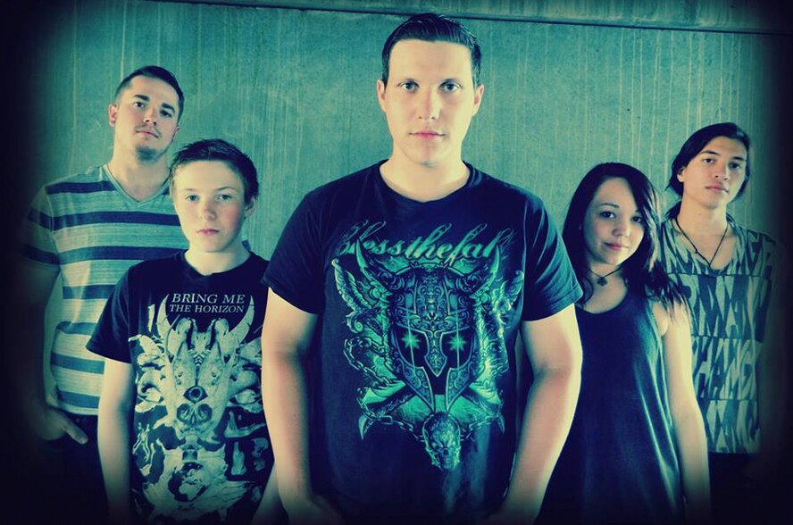 Airman drummer beats adversity with style