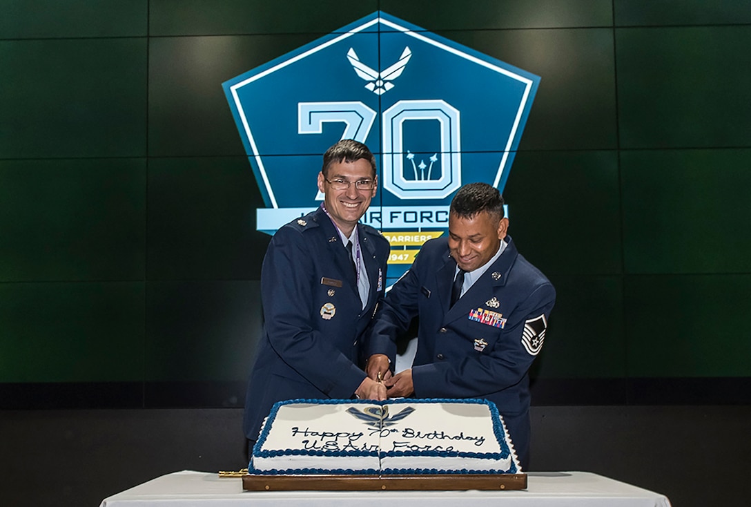 Air Force birthday cake cutting ceremony