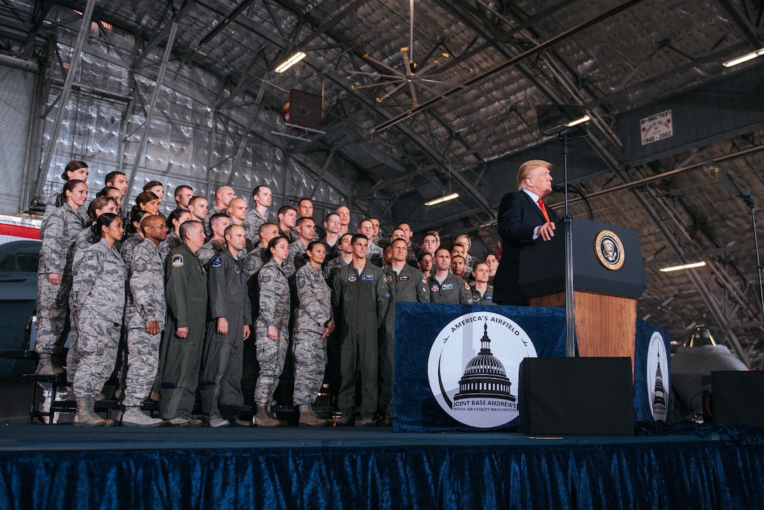President Trump and military group