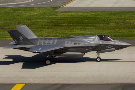 170918-M-RP664-0030 MARINE CORPS AIR STATION IWAKUNI, Japan