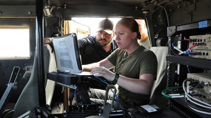 MCTSSA trains Marines on Networking On-the-Move