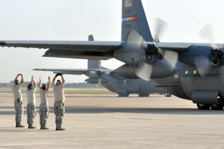 910 AW launches aerial spray mission against pesky mosquitoes in east Texas