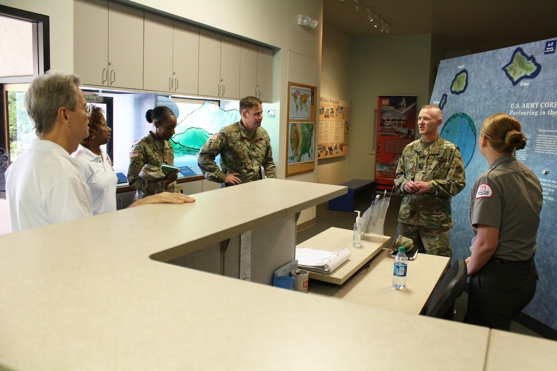 USACE Command Sergeant Major Bradley Houston visited our Pacific Regional Visitor Center at Fort DeRussy in Waikiki Sept. 13, where he met with PRVC Park Ranger Samantha Vazquez and PRVC volunteers.