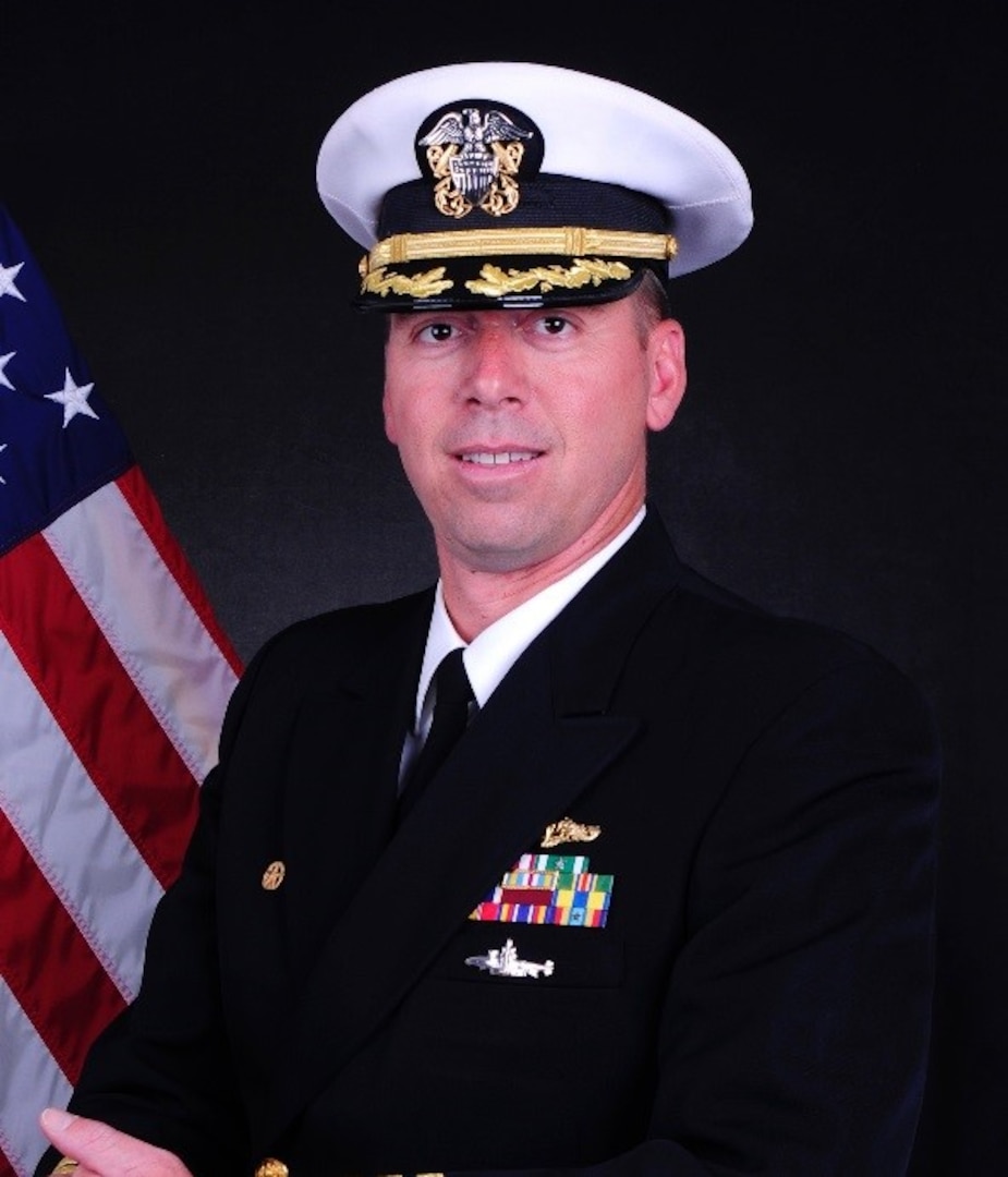 capt-trenton-d-hesslink-usn-national-war-college-articleview