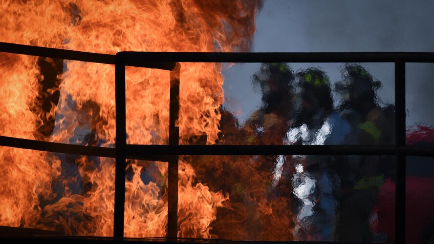 Firefighters put out the heat