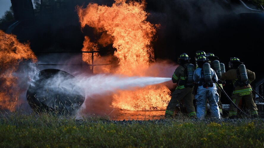 Firefighters put out the heat