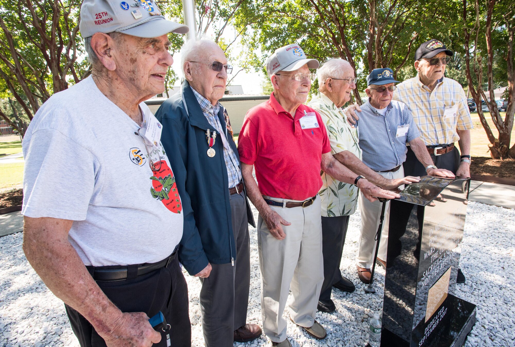 Honoring heroes: 43d AMOG welcomes WWII vets