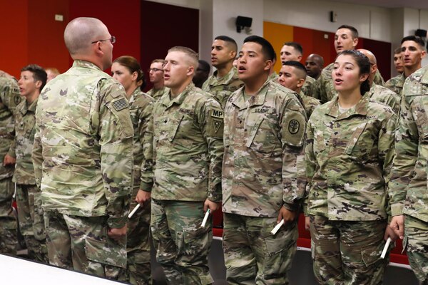 JTF Troopers Graduate Basic Leader Course > Joint Task Force Guantanamo ...