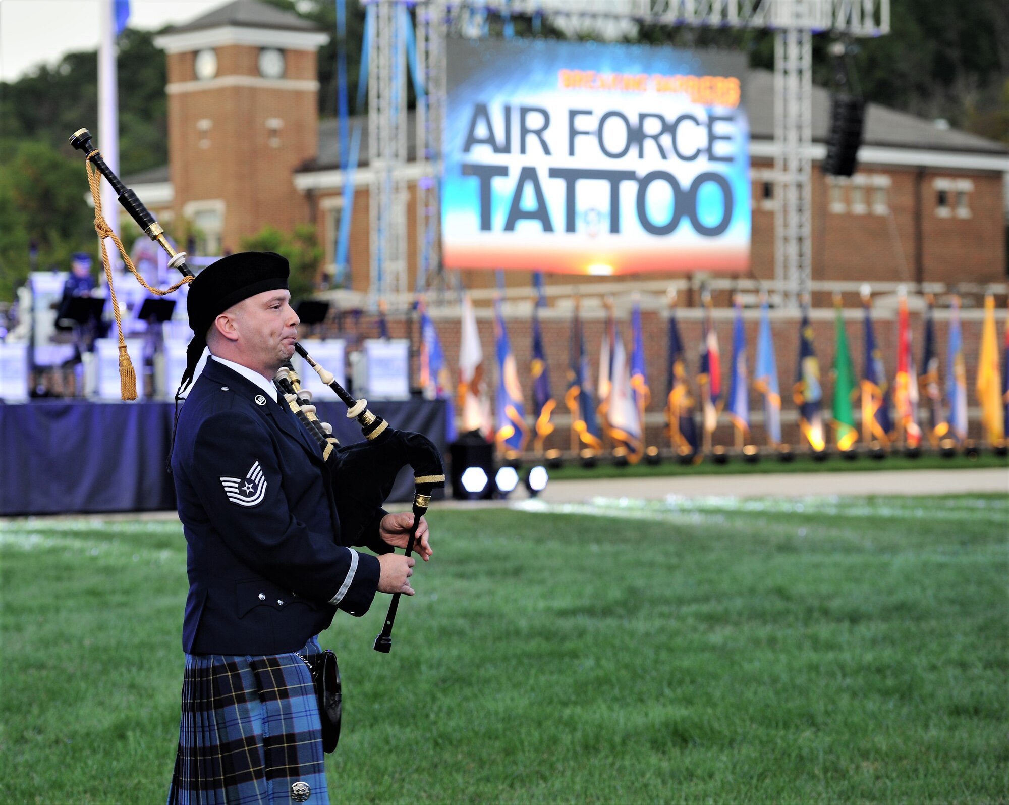 USAF celebrates 70th birthday with military tattoo
