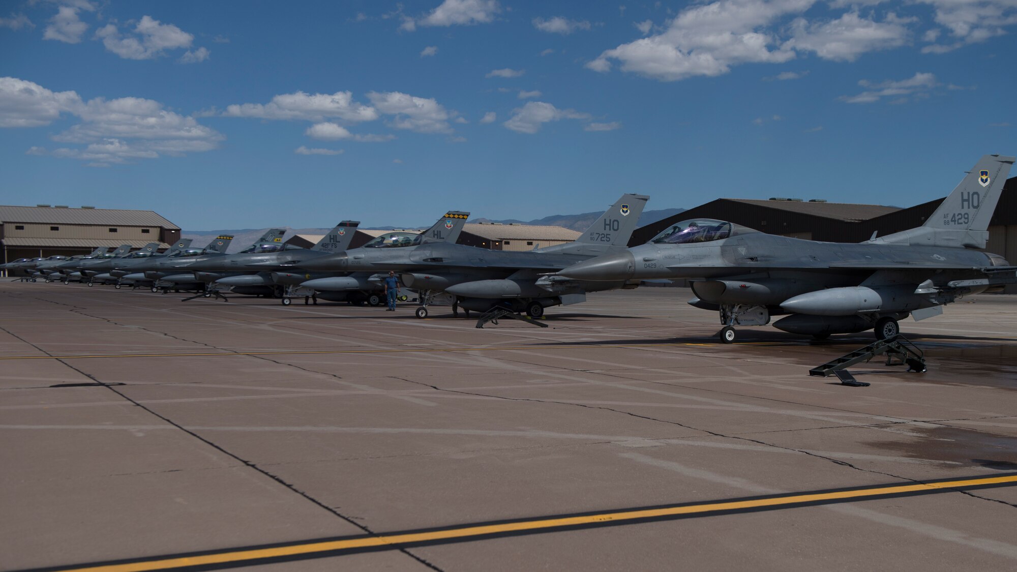 8th Fighter Squadron receives final 6-ship