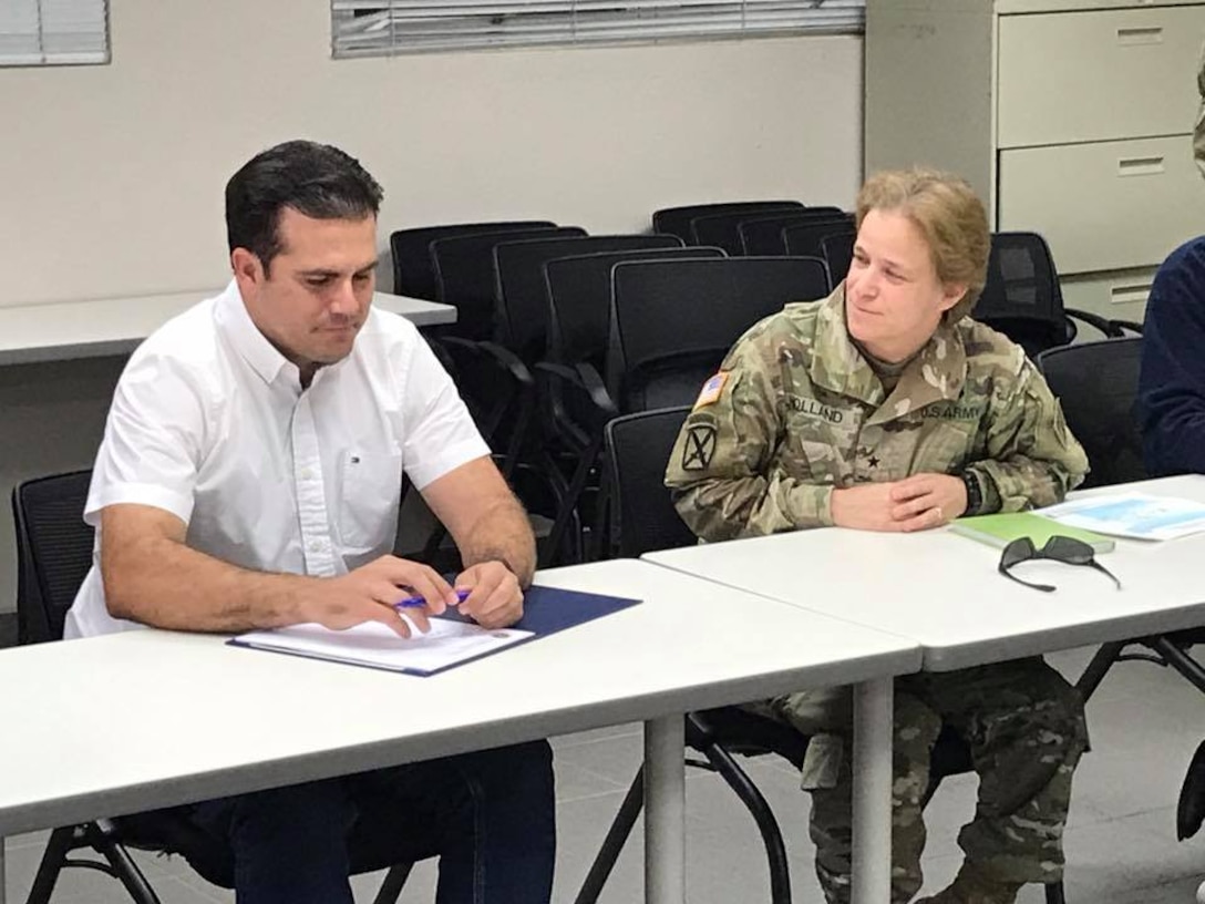 BG Diana Holland, Commander of the U.S. Army Corps of Engineers South Atlantic Division, meets with Governor Ricardo A. Rosselló-Nevares to discuss the support needed for hurricane recovery in the Puerto Rico.