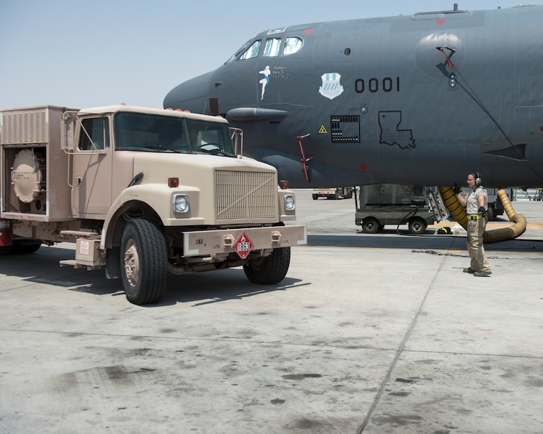 POL partners with Army fuels specialists in aircraft refueling