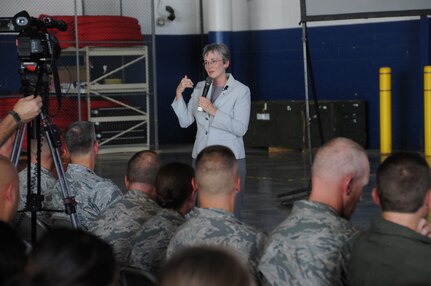 Secretary of the Air Force Heather Wilson is greeted by U.S. Air Force Gen. John Hyten, commander of U.S. Strategic Command (USSTRATCOM), upon her arrival at USSTRATCOM headquarters at Offutt Air Force Base, Neb., Sept. 22, 2017. During her visit, Wilson met with USSTRATCOM leadership to discuss nuclear modernization programs, space issues and integrating operations across all domains to enable strategic deterrence in the 21st century. This was Wilson’s first visit to USSTRATCOM as the 24th Secretary of the Air Force.  One of nine Department of Defense unified combatant commands, USSTRATCOM has global missions assigned through the Unified Command Plan that include strategic deterrence, space operations, cyberspace operations, joint electronic warfare, global strike, missile defense and intelligence.