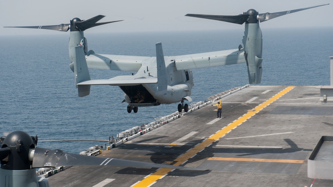 An MV-22 Osprey assigned to Marine Medium Tiltrotor Squadron 161 lifts off from the flight deck of the amphibious assault ship USS America in support of Alligator Dagger 2017.