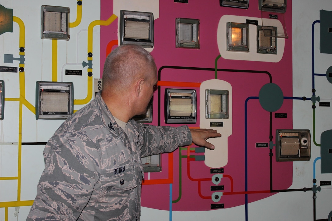 Col. Mark Bowen, commandant of the Defense Threat Reduction Agency’s Defense Nuclear Weapons School, discusses the intricacies of the control panel for the historic, first-of-its-kind, SM-1 nuclear reactor at Fort Belvoir during a site visit Tuesday September 19, 2017. Bowen was one of several military leaders that participated in a site visit with the retired Lt. Gen. Ernest Graves, who oversaw the completion and initial operations of the long-closed facility, to learn more about its history and the military’s history with nuclear power.