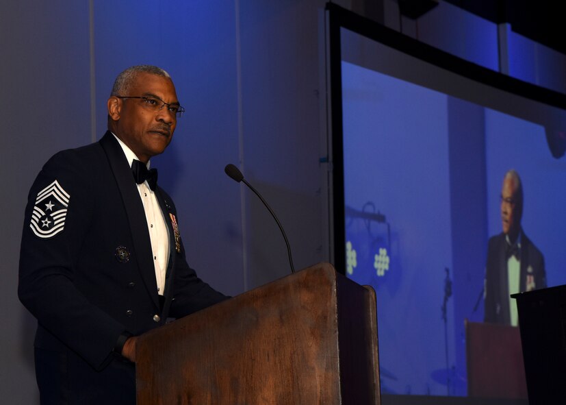 Team Dyess, Abilene community leaders attend 70th anniversary AF Ball