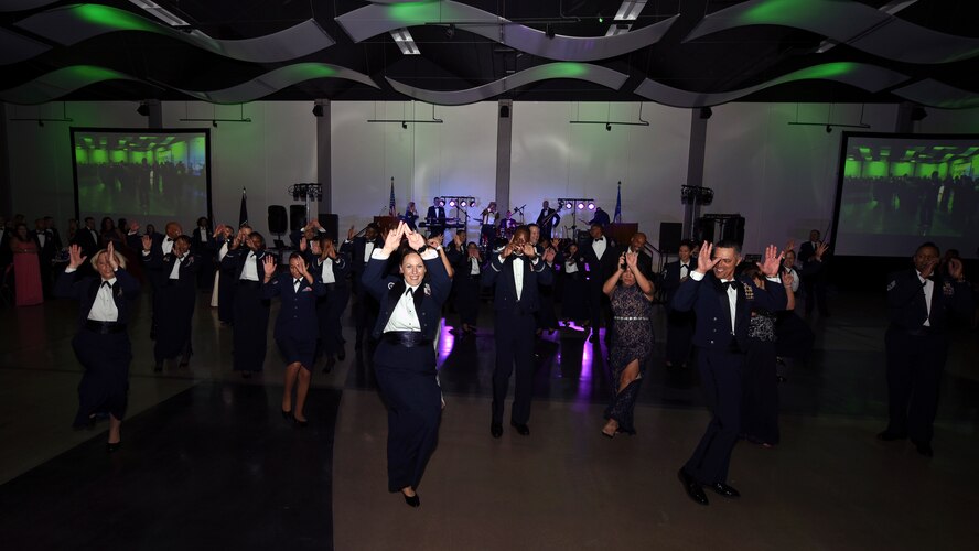 Team Dyess, Abilene community leaders attend 70th anniversary AF Ball