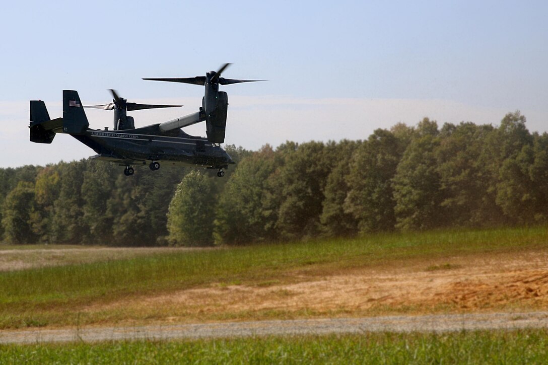 A U.S. Marine Corps MV-22B Osprey lands at a landing zone to transport Marines after a hike with rucks during the Fire Team Leaders Course at Marine Corps at Marine Corps Base Quantico, Va., Sept. 21, 2017. This is the third iteration of the course which is designed to refine the Marines’ infantry skills and strengthen their small unit leadership to prepare them for the fleet. (Official Marine Corps photo by Lance Cpl. Damon Mclean/Released)
