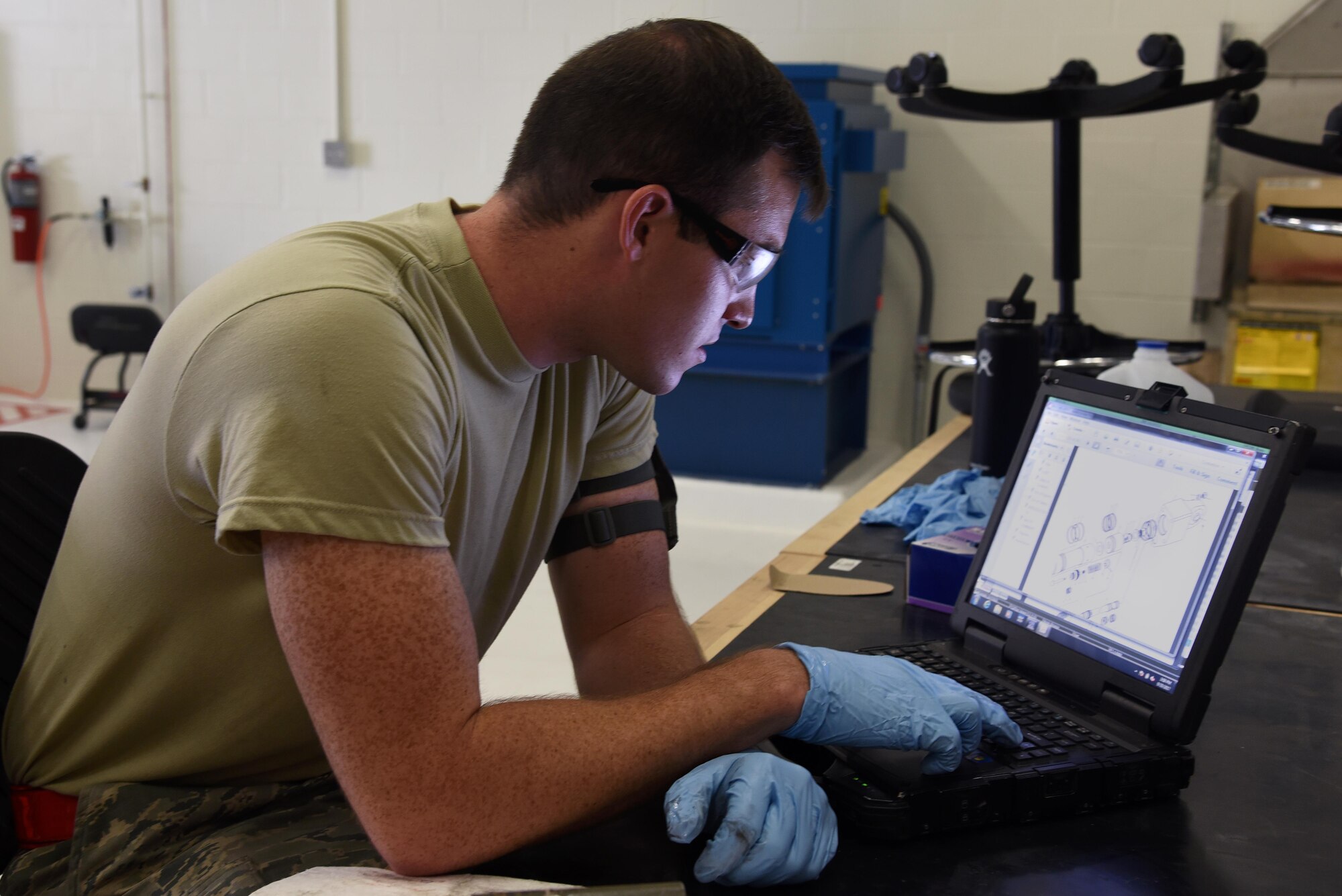maintenance Airmen