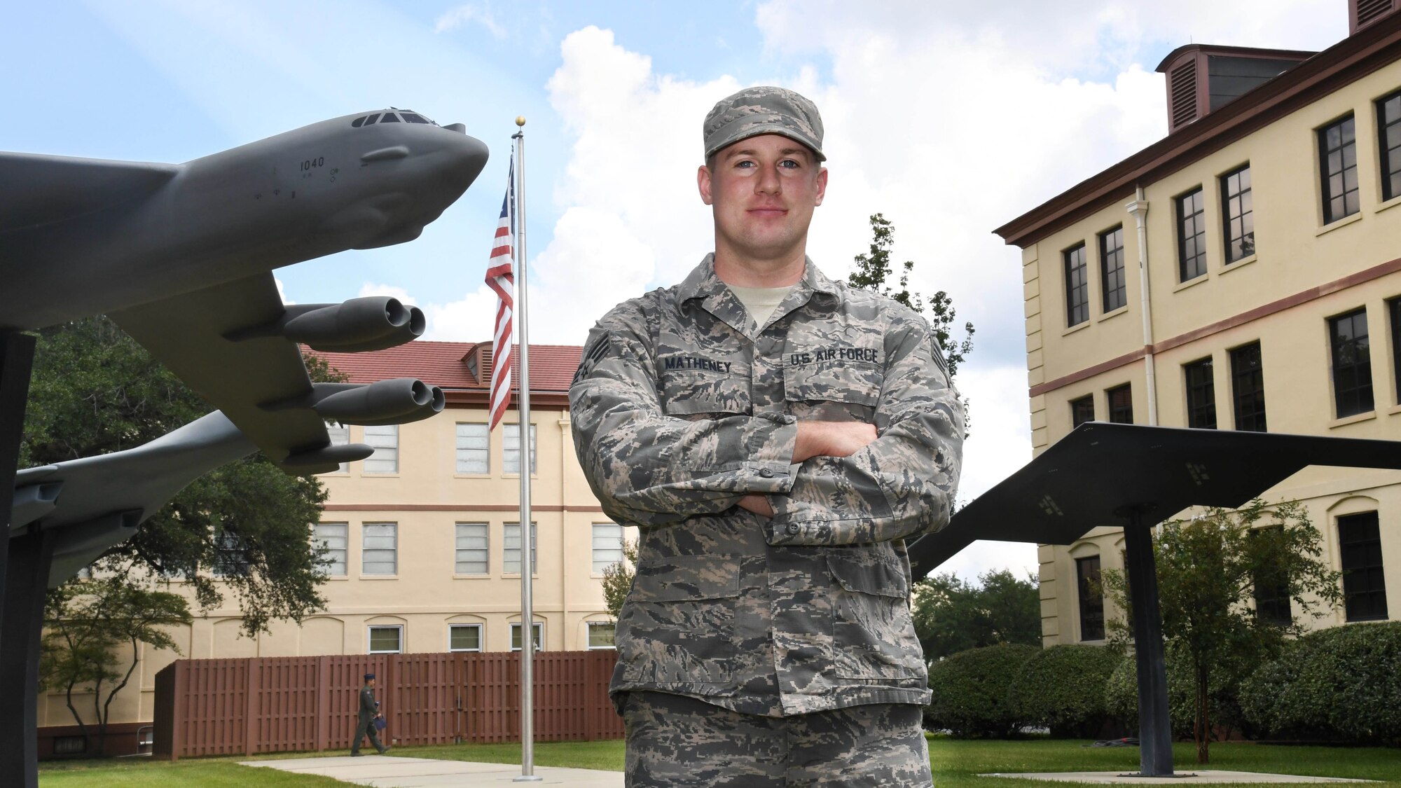 Airman Goes Above and Beyond