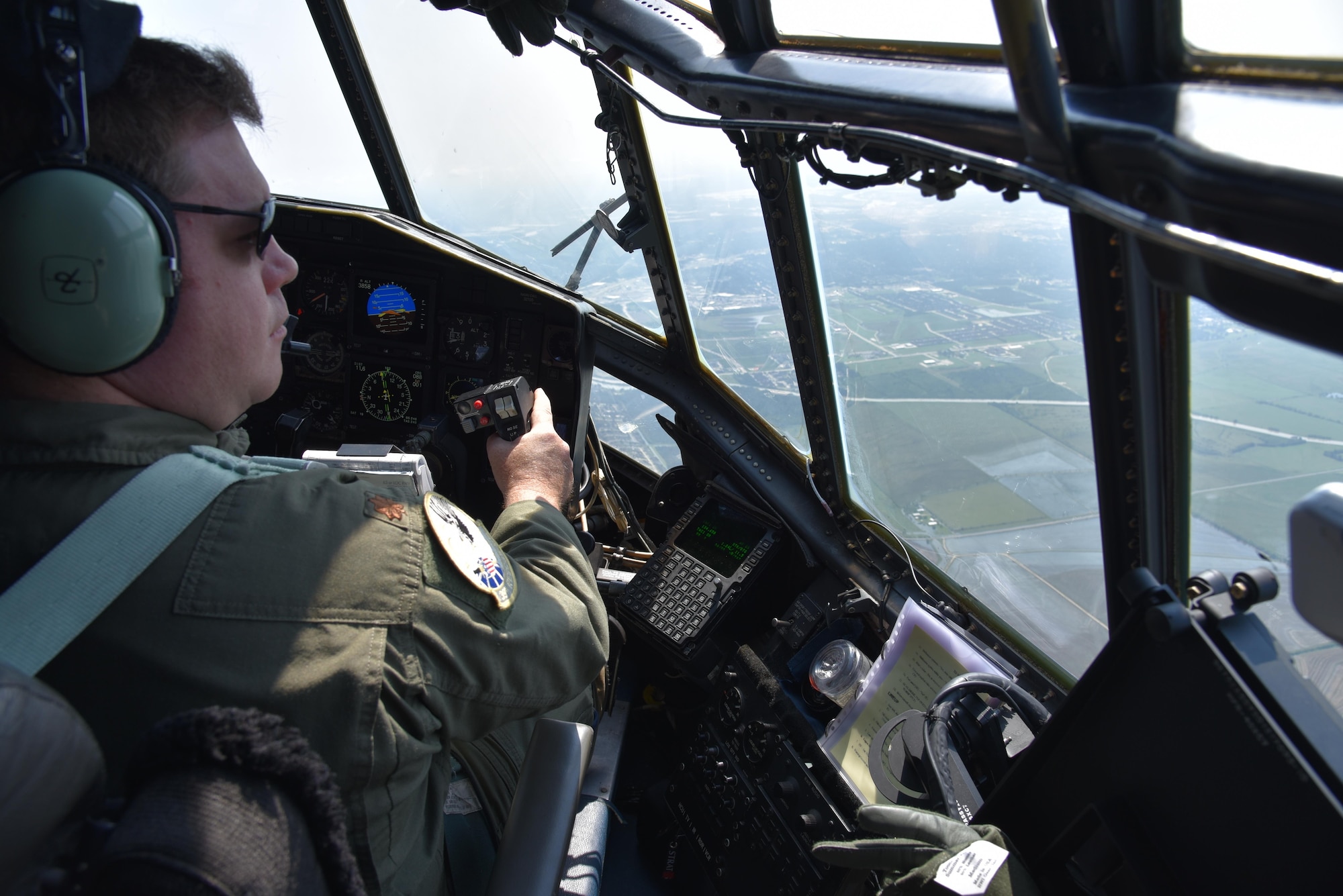 Rescue Airmen assist with Hurricane Harvey relief effort