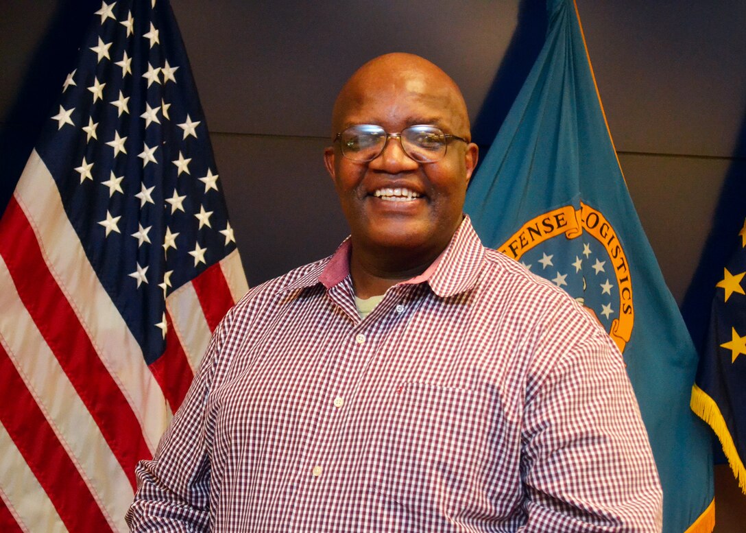 Ronald Everett, a tailored vender logistics specialist with Subsistence, retired after 30 years of federal service. Everett joined DLA in 2007 and served in the Army from 1976 to 1996.