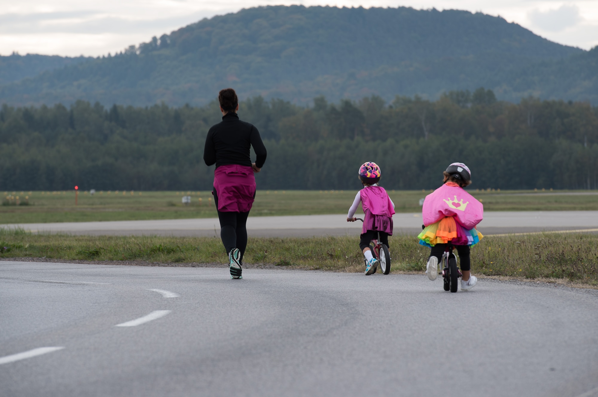 Members of the Kaiserslautern Military Community run for the National Preparedness Month 5k Run on Ramstein Air Base, Germany, Sept. 29, 2017. This year’s overarching theme was, “Disasters don’t plan ahead. You can.” (U.S. Air Force photo by Airman 1st Class Devin M. Rumbaugh)