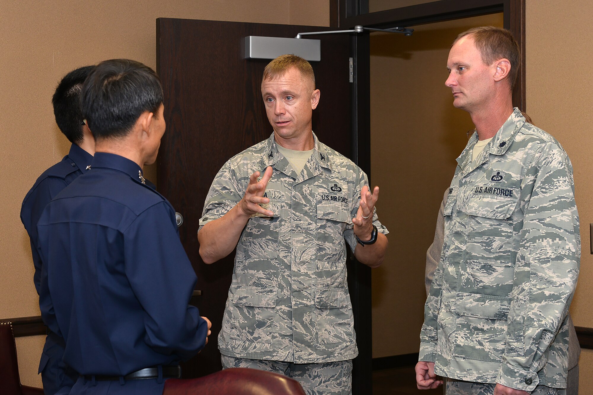 Col. Jae Hong Park, commander of the Republic of Korea Air Force Weather Wing, visited the 557th Weather Wing at Offutt Air Force Base, Nebraska, Sept. 21, 2017.