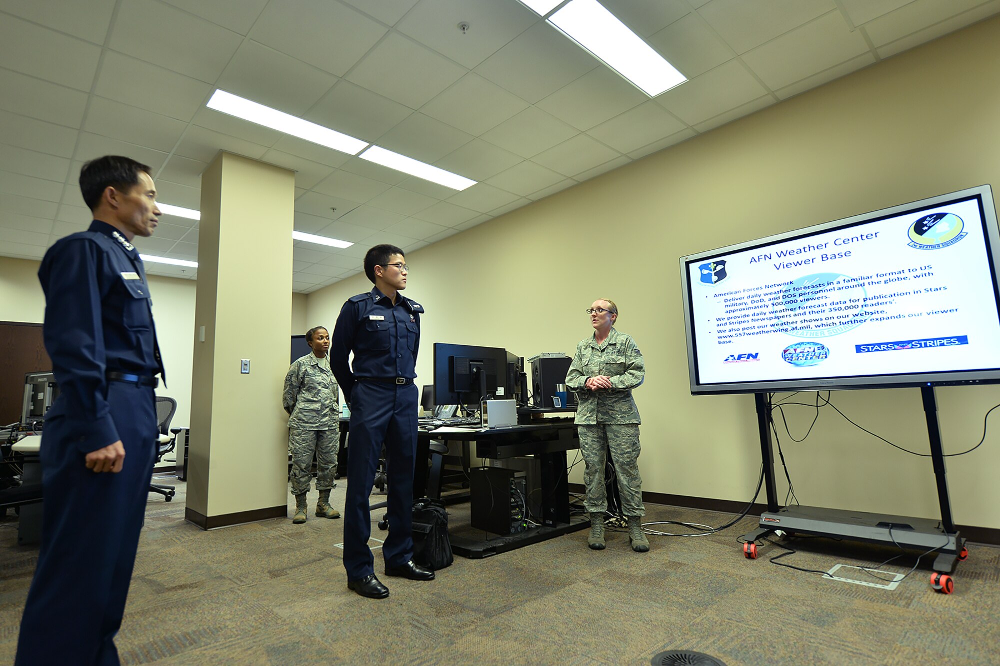 Col. Jae Hong Park, commander of the Republic of Korea Air Force Weather Wing, visited the 557th Weather Wing at Offutt Air Force Base, Nebraska, Sept. 21, 2017.