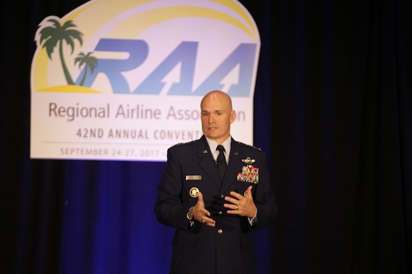 AMC commander meets with regional airlines