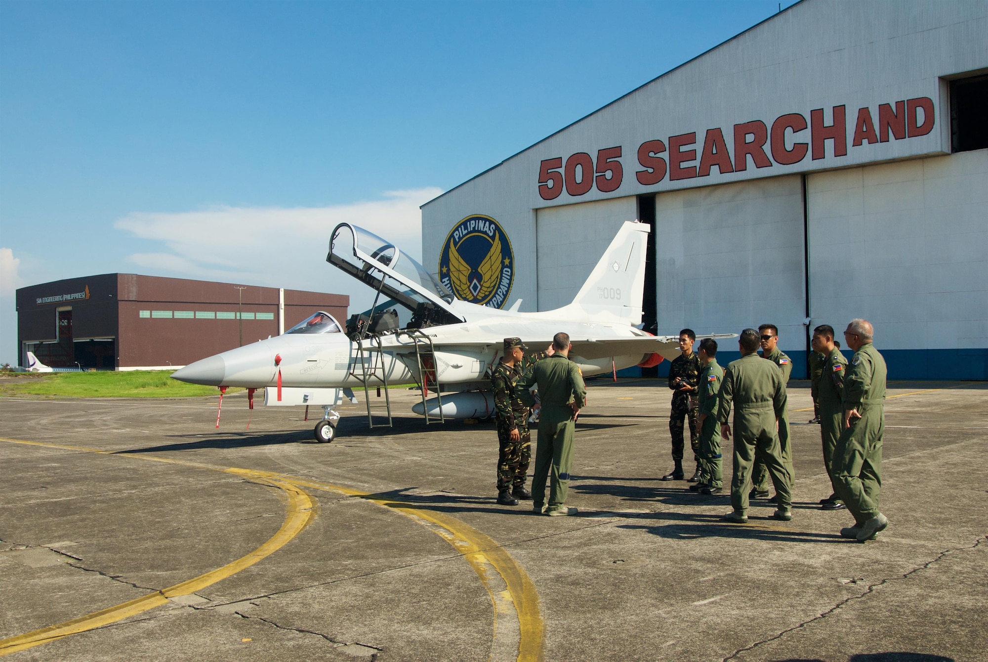 Hawaii Air National Guard Airmen are given a tour of the Philippine Air Force’s FA-50 aircraft