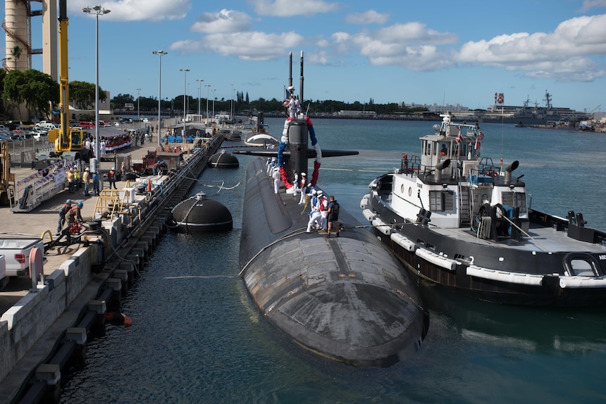 Pearl Harbor Welcomes USS Chicago Commander Submarine Force U S   170928 N KC128 0119.JPG