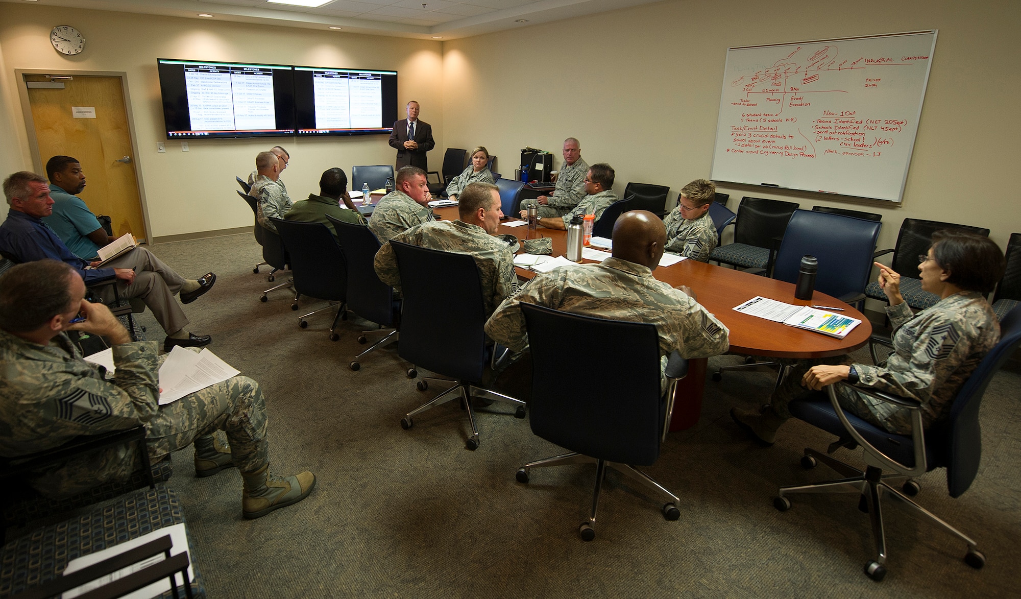 Chief Master Sgt. Ericka Kelly, right, Air Force Reserve Command's command chief master sergeant, leads the discussion at a recent Enlisted Force Structure Review meeting. (Master Sgt. Stephen Schester)
