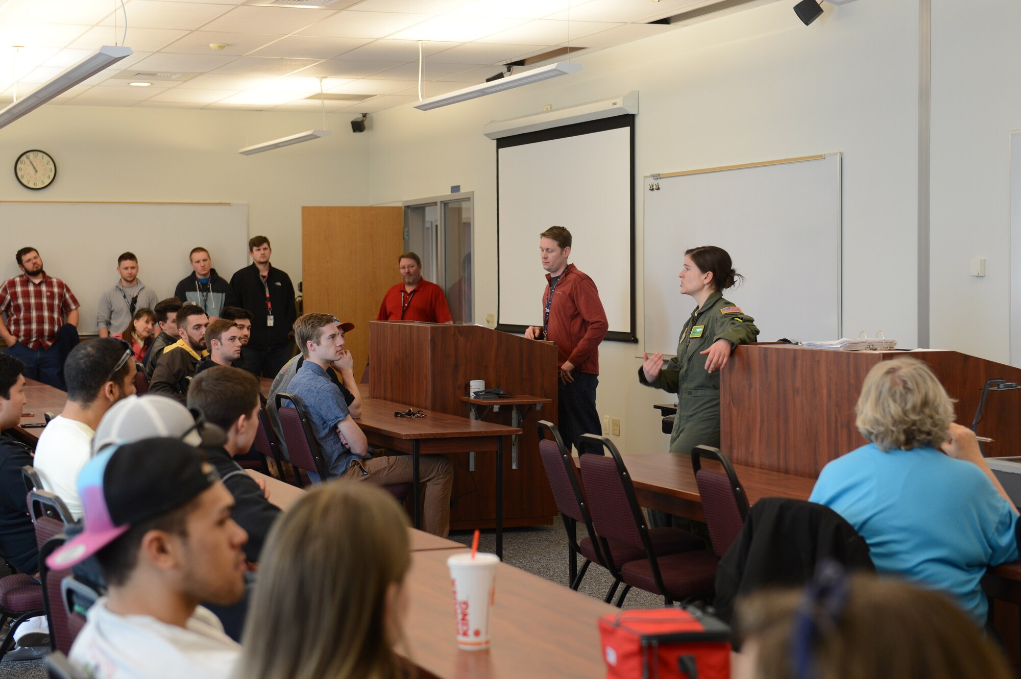 Capt. Catherine Tetrick, 7th Airlift Squadron pilot teaches Big Bend Community College pilot students about safe flying practices around military aircraft, March 16, 2018, at Moses Lake, Wash. The pilot students often fly in the same airspace as C-17s and other military aircraft.