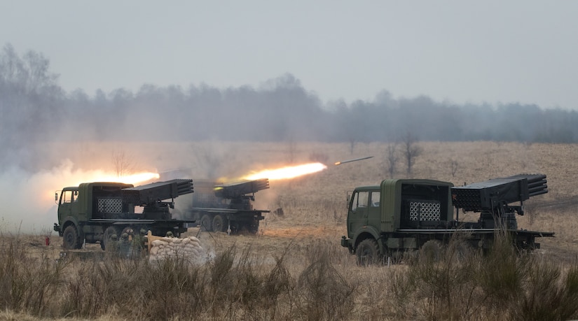 Croatian artillery soldiers assigned to Volcano Battery fire their Vulkan M-92