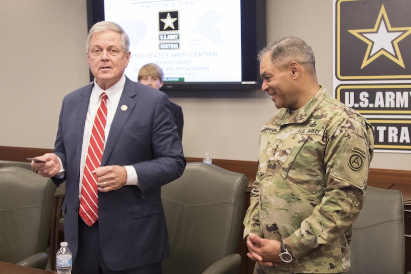 U.S. Congressman Ralph Norman meets USARCENT staff members during his briefing session as part of his visit to U.S. Army Central’s Patton Hall, March 30, 2018. Norman took the opportunity of the visit to learn about USARCENT’s mission and challenges the organization faces, such as ensuring security of strategic maritime points and issues Soldiers face at home.