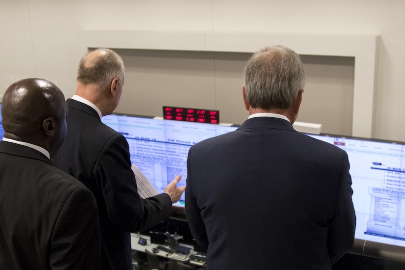 During his visit of U.S. Army Central’s Patton Hall, March 30, 2018, U.S. Congressman Ralph Norman views USARCENT’s Combined Operations Integration Cell. Bryan Hilferty, a member of USARCENT’s Commander’s Initiative Group, tells the Congressman how USARCENT during military operations can operate command and control of Army forces in the Middle East from the COIC.