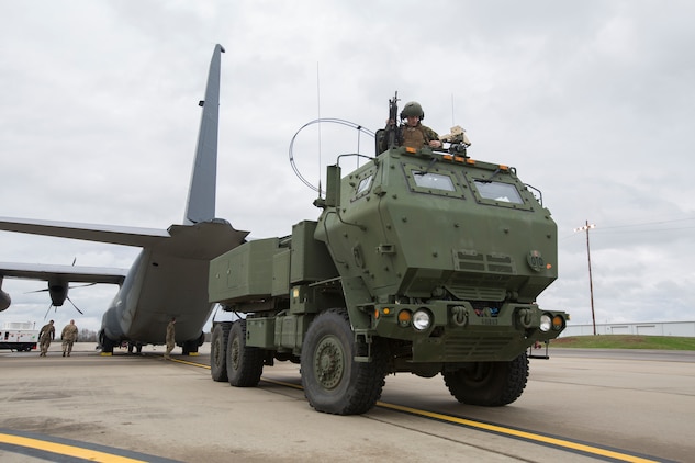 Marines with 2/14 conduct a live-fire HIMARS raid > Marine Corps Forces ...