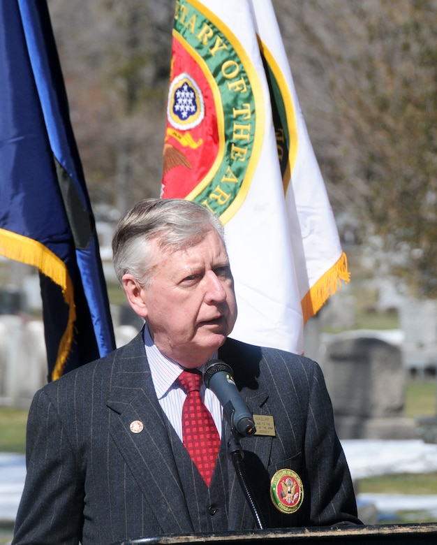 Army Reserve general hosts presidential wreath-laying ceremony