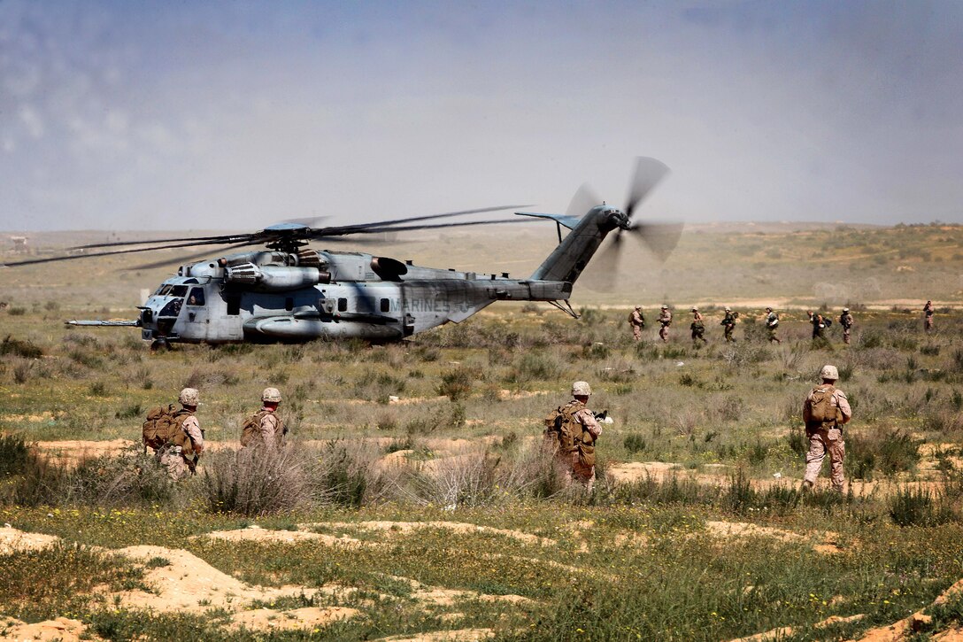 U.S Marines and Israeli soldiers conduct medical evacuation training.