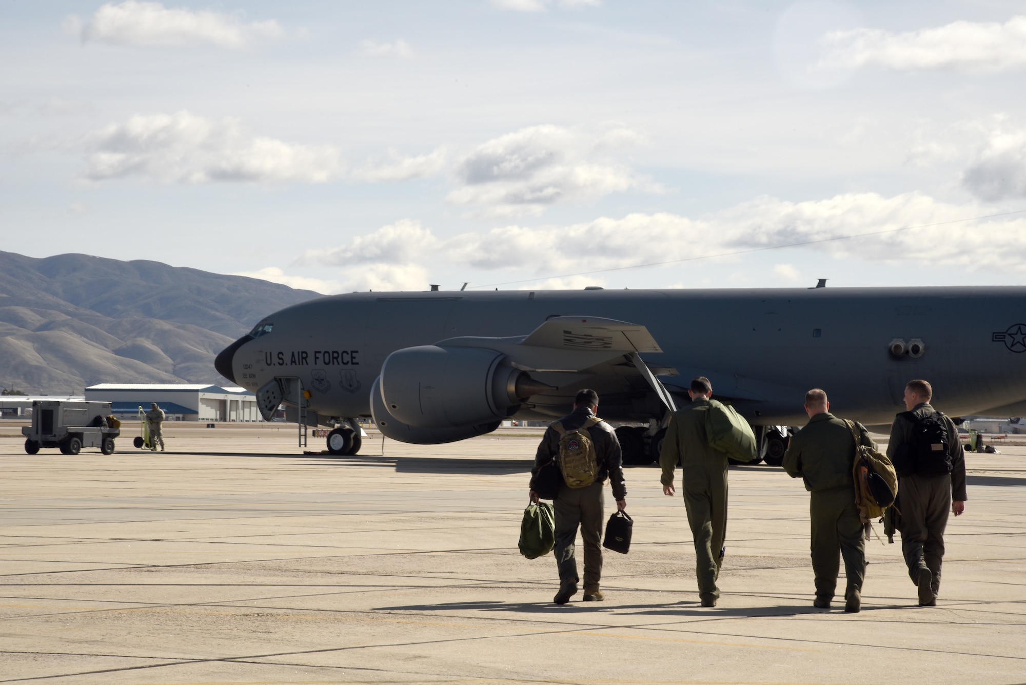 22 ARW, 124 FW