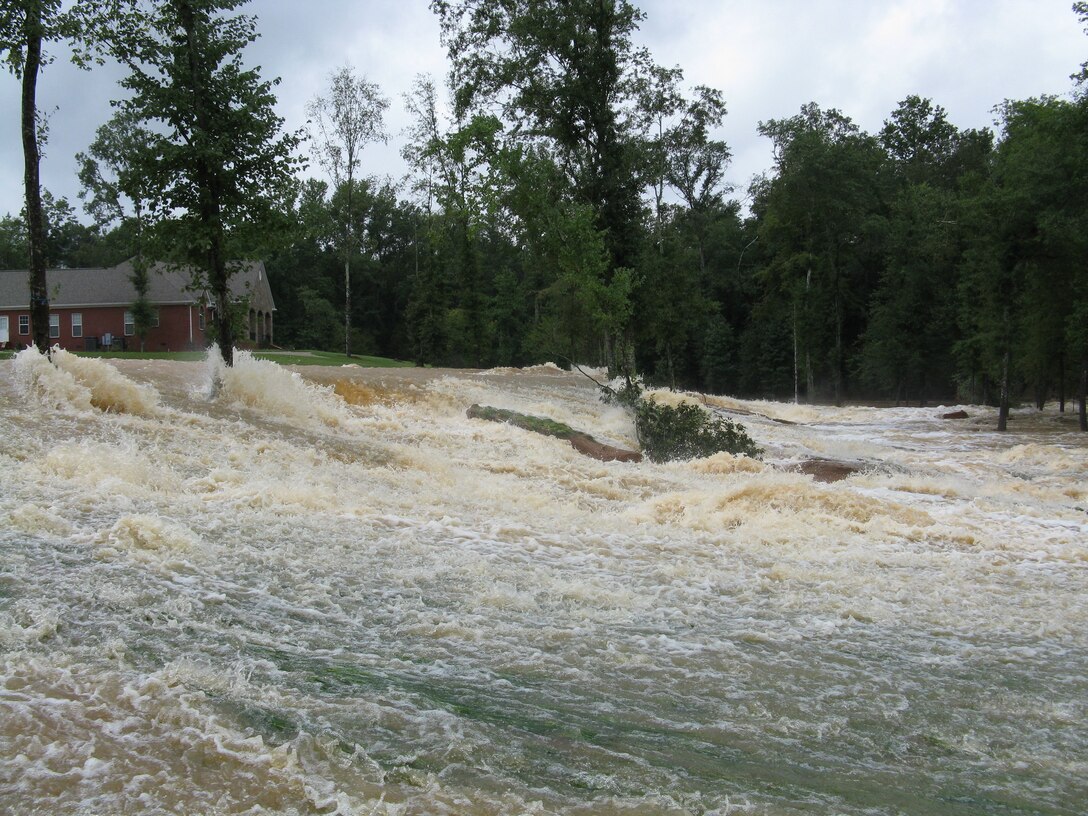 The U.S. Army Corps of Engineers, Mobile District, released a tentatively selected flood risk management plan for the Sweetwater Creek Watershed in Georgia for public and agency review, April 6.