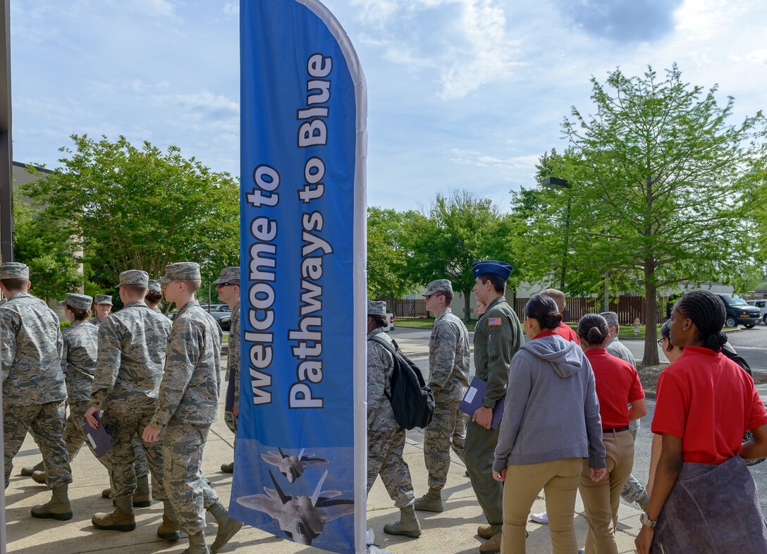 Air Force ROTC cadets from various colleges and universities participate in Pathways to Blue April 6, 2018, on Keesler Air Force Base, Mississippi. Keesler was home to 280 cadets from 15 universities April 6-7 as part of Pathways to Blue, a diversity outreach event hosted by the 2nd Air Force.  (U.S. Air Force photo by Andre’ Askew)