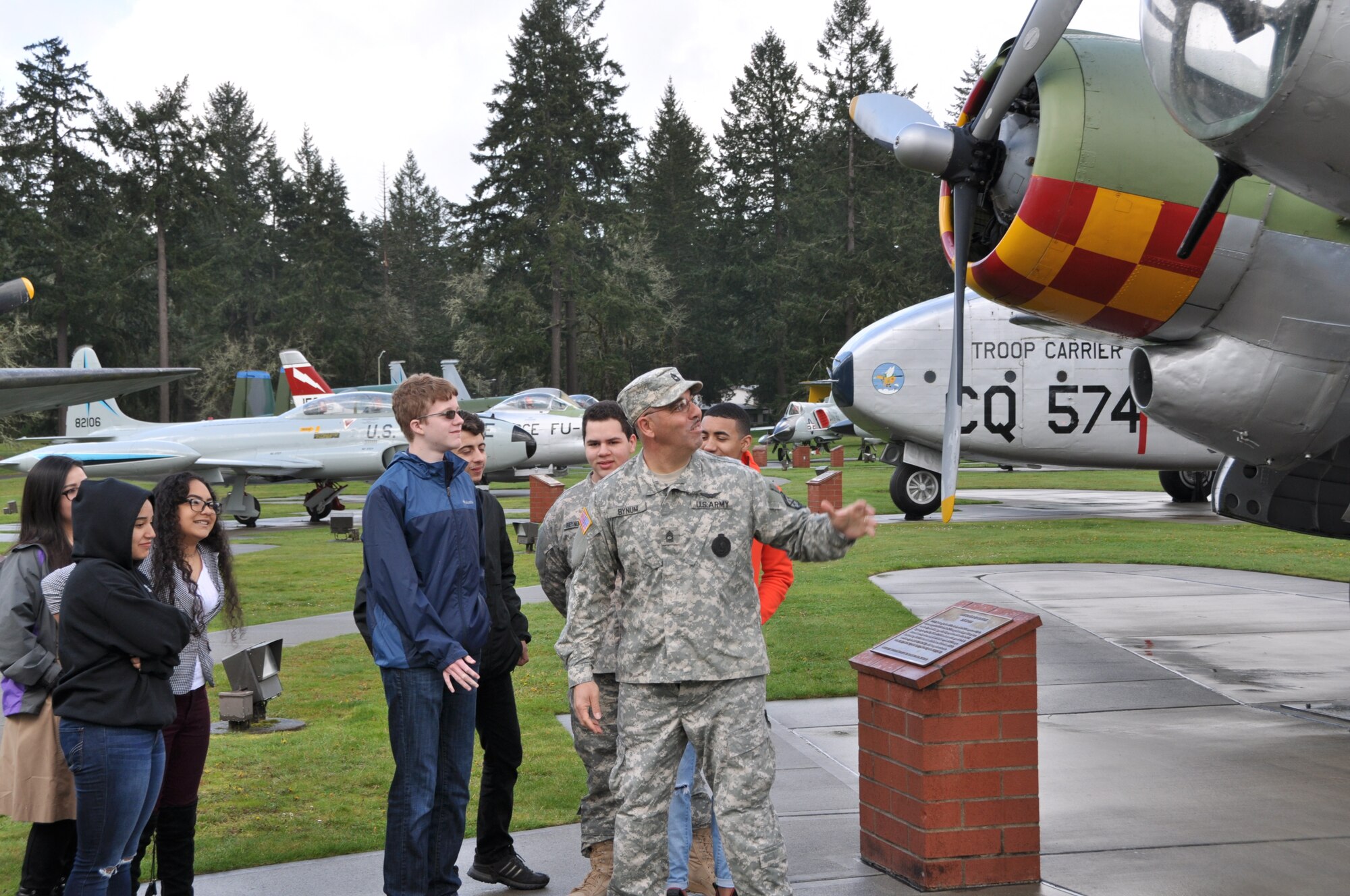 Retired U.S. Army 1st Sgt. Greg Bynum, an instructor for Reynolds High School Army JROTC program, speaks to cadets about military history at Joint base Lewis-McChord on April 7, 2018. (U.S. Air Force by 1st Lt. Alyssa Hudyma)