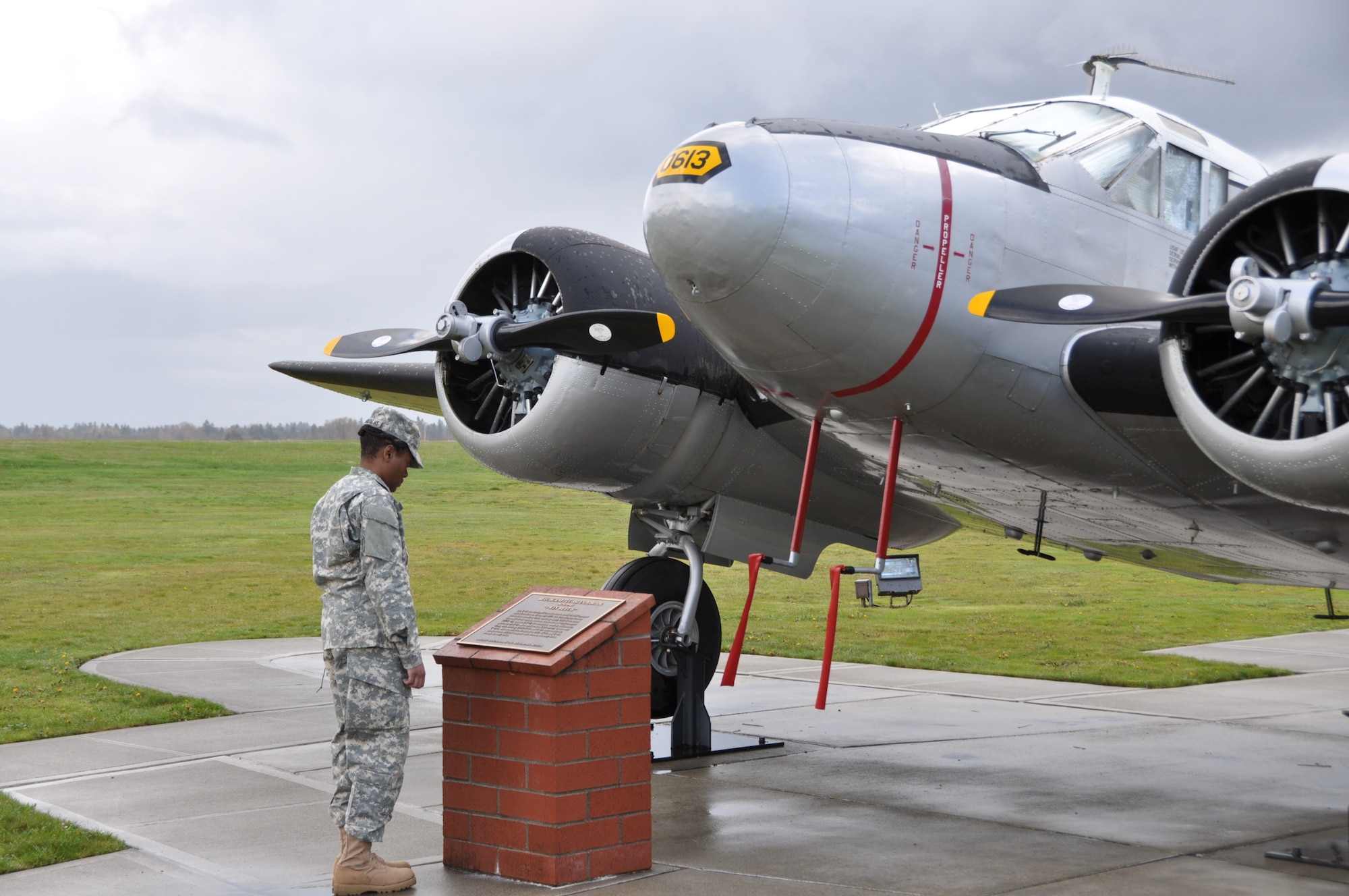 A Reynolds High School Army JROTC cadet gazes at a retired aircraft during a tour of Joint Base Lewis-McChord on April 7, 2018. (U.S. Air Force by 1st Lt. Alyssa Hudyma)