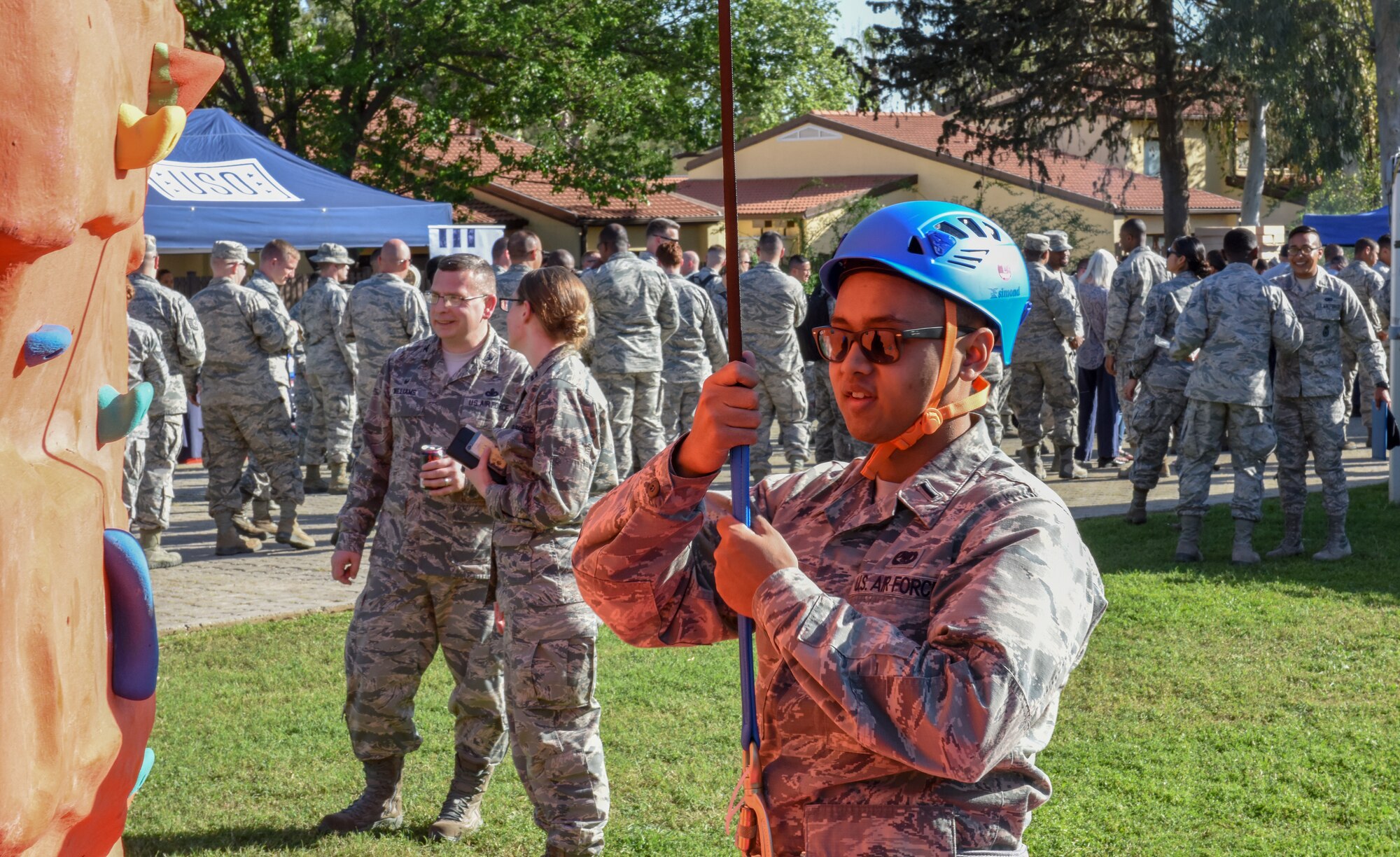 Incirlik Airmen enjoy barbecue bash