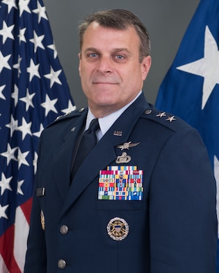 MAJOR GENERAL PETER J. LAMBERT > U.S. Air Force > Biography Display