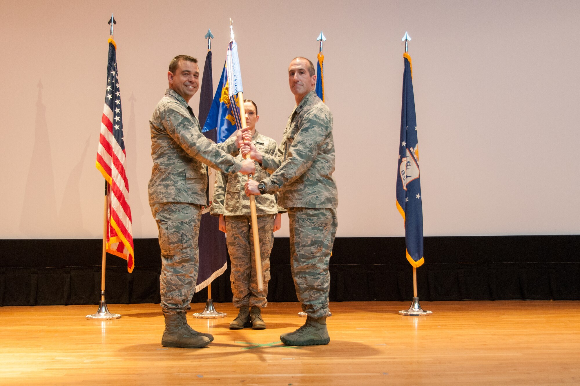 New commander comes to the 192nd Mission Support Group